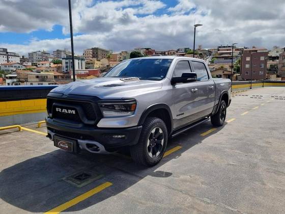 RAM 1500 5.7 V8 GASOLINA REBEL CD 4X4 AUTOMÁTICO RAM 1500 5.7 V8 GASOLINA REBEL CD 4X4 AUTOMÁTICO